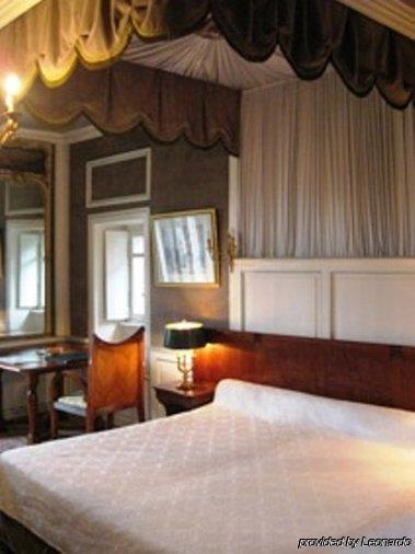 Hotel Chateau Du Val Hillion Стая снимка
