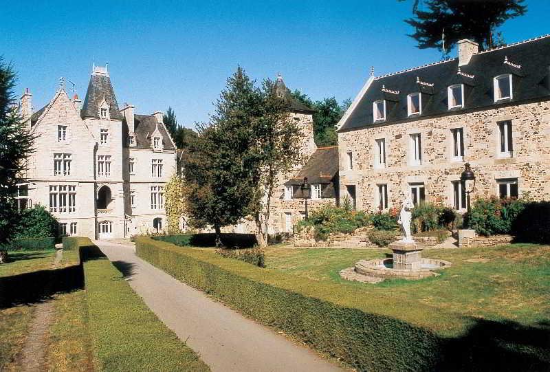Hotel Chateau Du Val Hillion Екстериор снимка